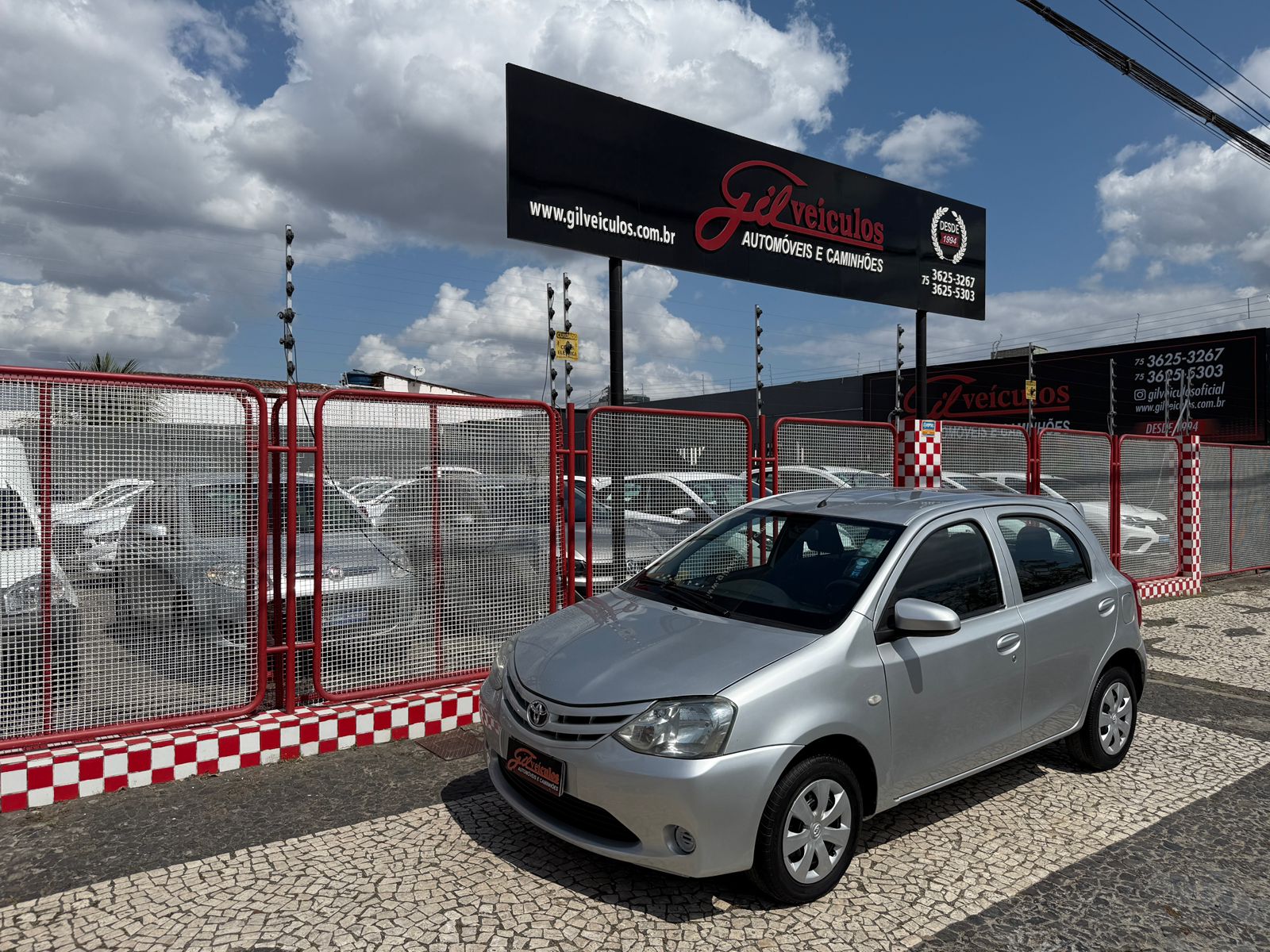 Toyota Etios Hatch 1.3X 